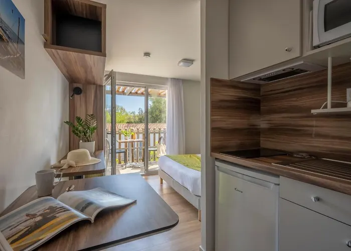 Appart hôtel Athome Et La Rochelle (Charente-Maritime)