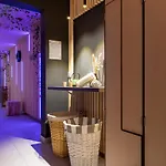 Apart Otel Athome Et 4*