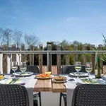Athome Et Aparthotel 4*
