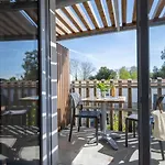 Athome Et Apart Otel 4*