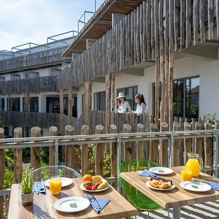 Ξενοδοχείο με διαμερίσματα Athome Et *