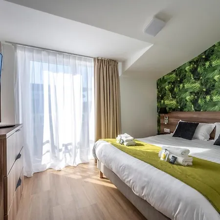 Hotel apartamentowy Athome Et La Rochelle (Charente-Maritime)