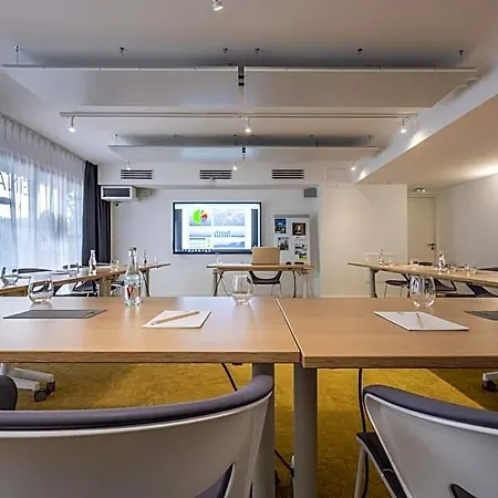 Hotel apartamentowy Athome Et 3*