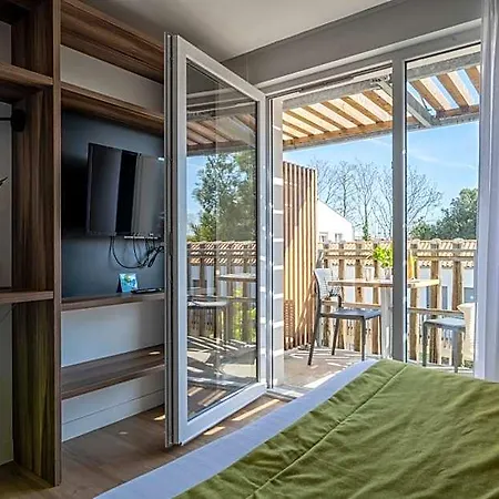 Hotel apartamentowy Athome Et