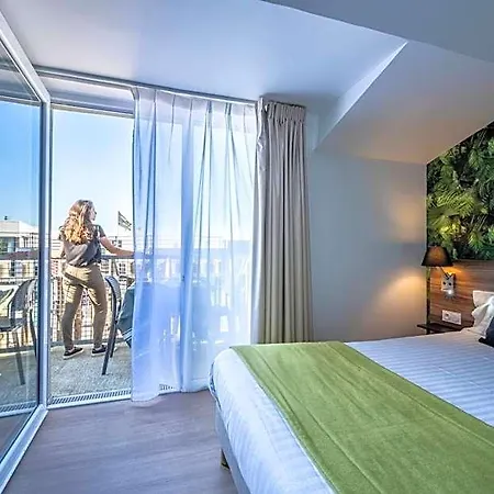 Athome Et Apartmanhotel