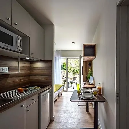 Athome Et Apartmanhotel