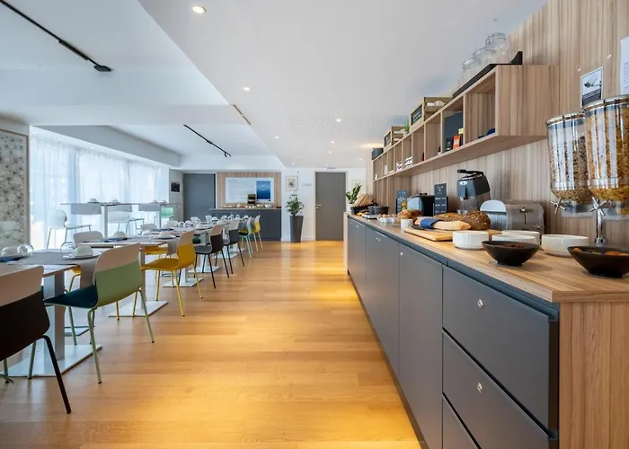 Athome Et 公寓式酒店 4*