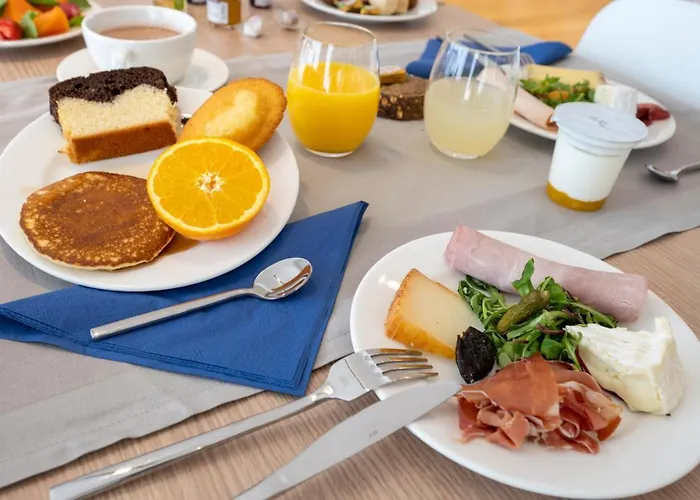 Apartahotel Athome Et La Rochelle (Charente-Maritime)