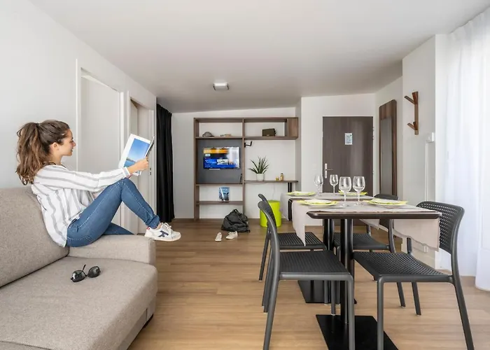 Hotel apartamentowy Athome Et La Rochelle (Charente-Maritime)