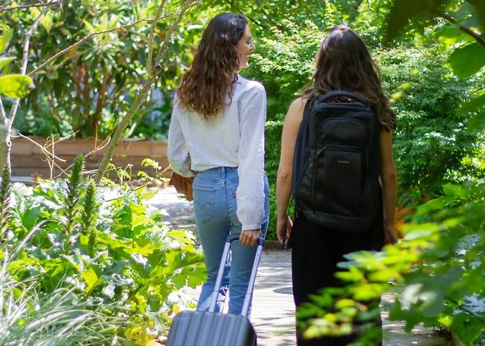 Athome Et Apartahotel 4*